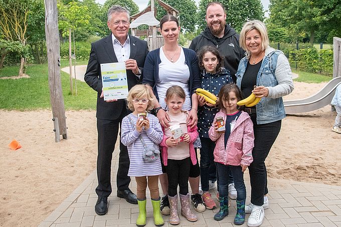 Kita Villa Luna mit Landrat Hans-Jürgen Petrauschke und Bürgermeisterin Ursula Baum
